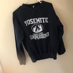 Brandy Melville oversized Yosemite crewneck